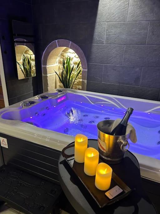 L'Etreinte, Gite De Charme Avec Jacuzzi Interieur Et Sauna Guéméné-sur-Scorff Exterior foto