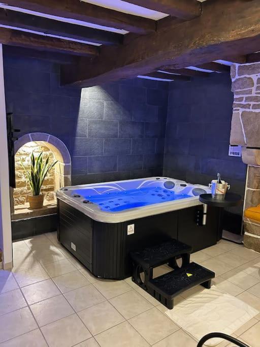 L'Etreinte, Gite De Charme Avec Jacuzzi Interieur Et Sauna Guéméné-sur-Scorff Exterior foto